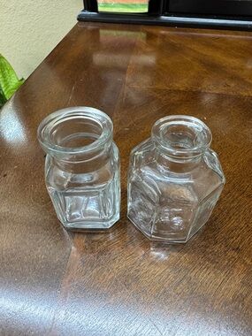 Vintage THT 2004 2”h Clear Glass Ink Well